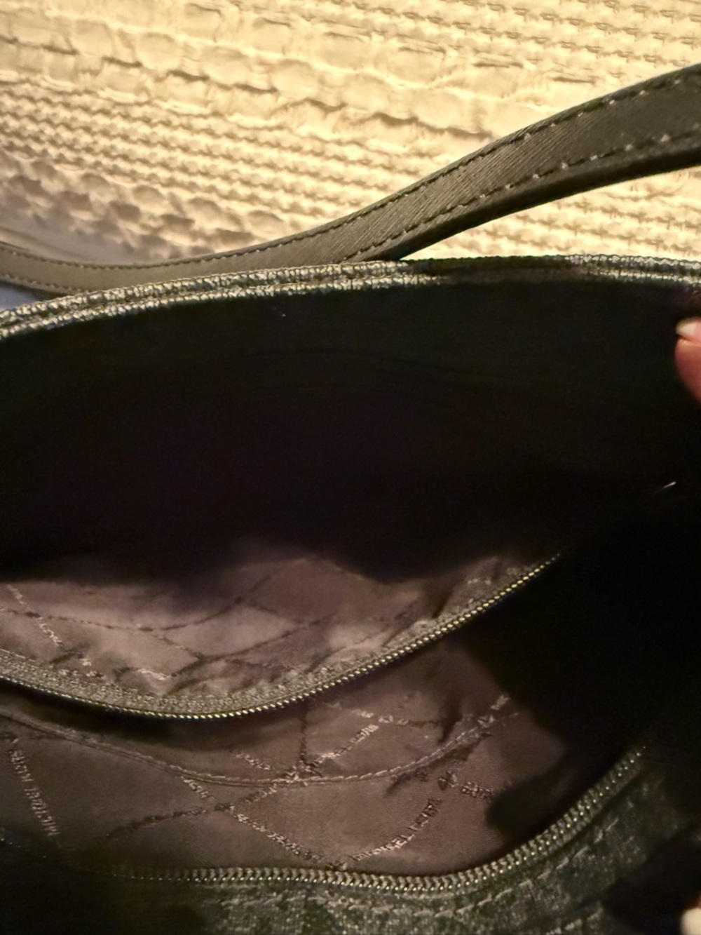 Michael Kors Gray/black Monogram Crossbody Bag with Gold Logo - Picture 2 of 7